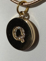 Q Necklace Gold Plated
